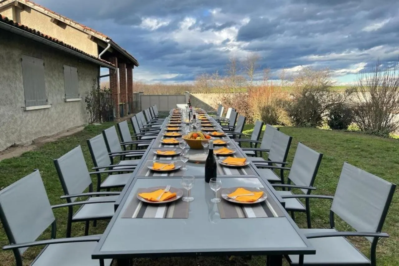 Family Villa At 1H15 From Lyon Precieux France